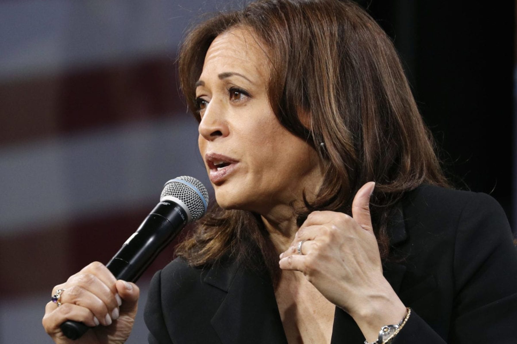kamala harris coronavirus
