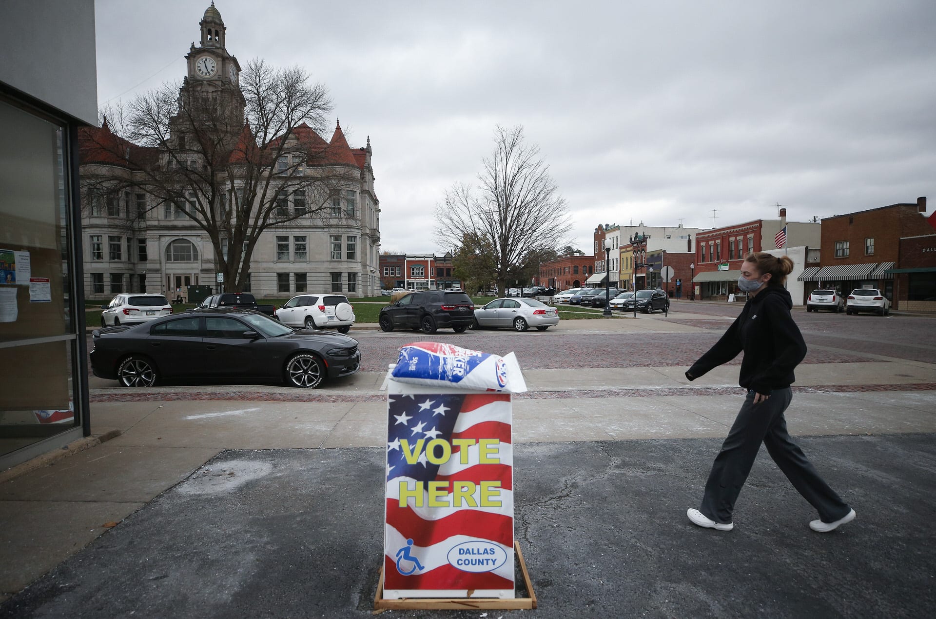 Iowa Republican Lawmakers Fast-track Bill To Revamp Elections ...