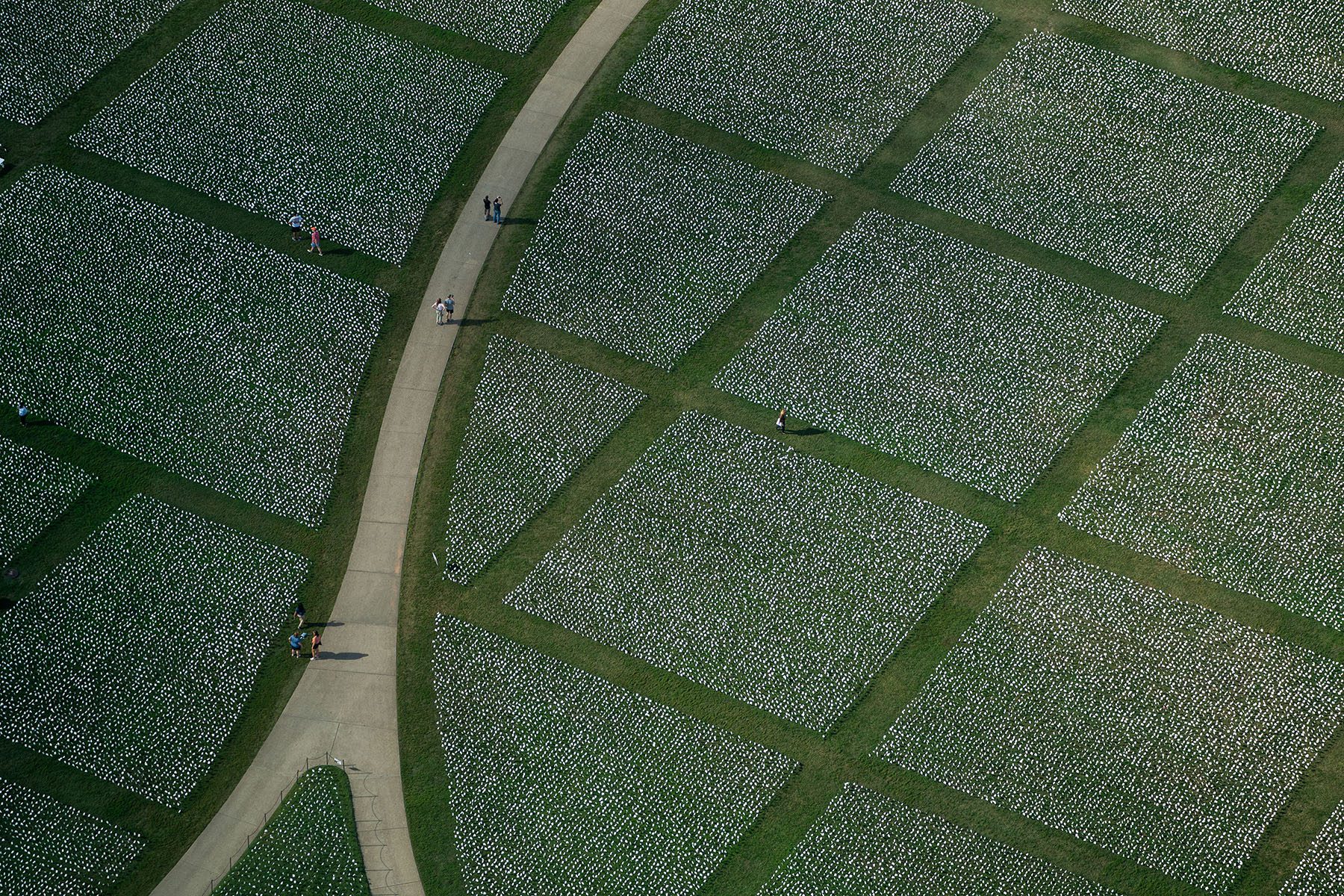 A bird's eye view of an art installation commemorating COVID-19 deaths in America.