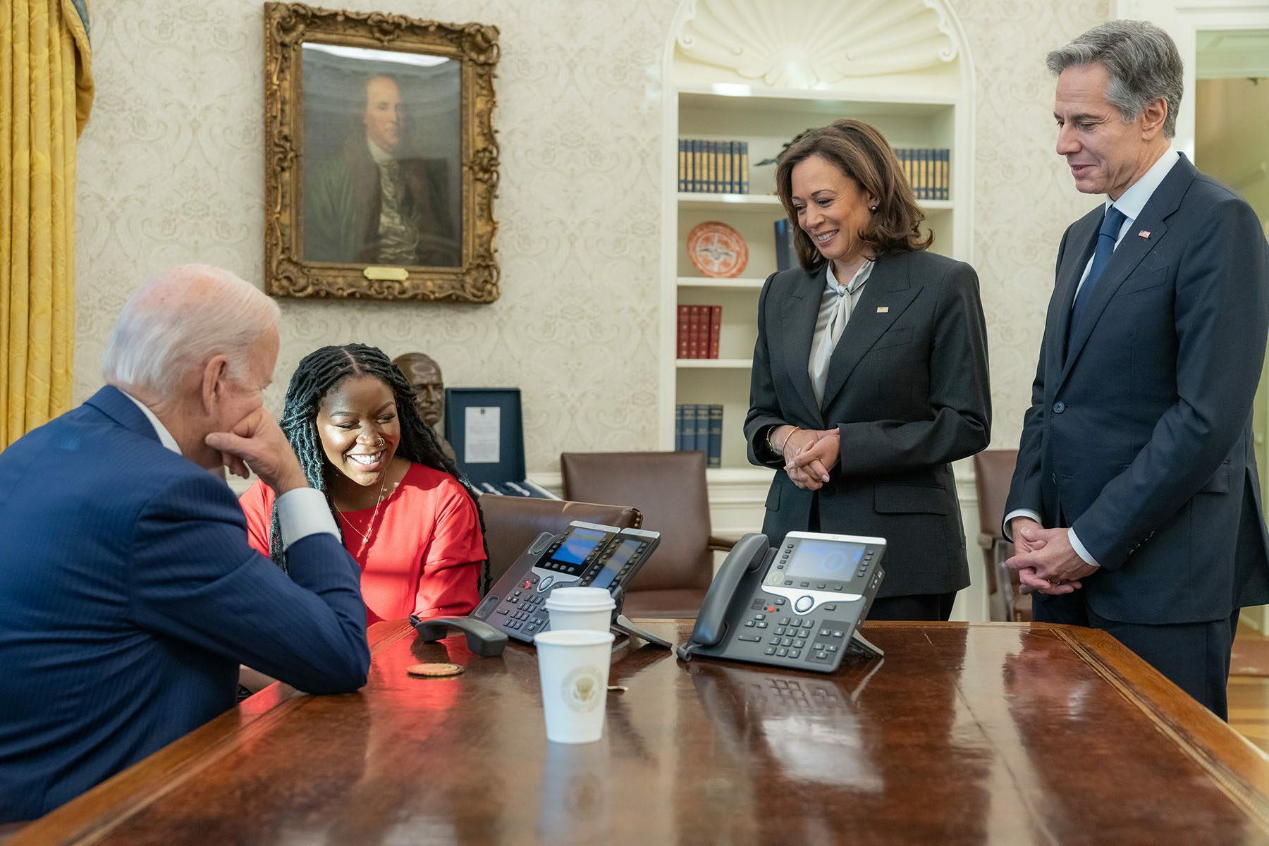 Cherelle Griner, President Biden and Vice President Harris speak on the phone with Brittney Griner in the Oval Office.