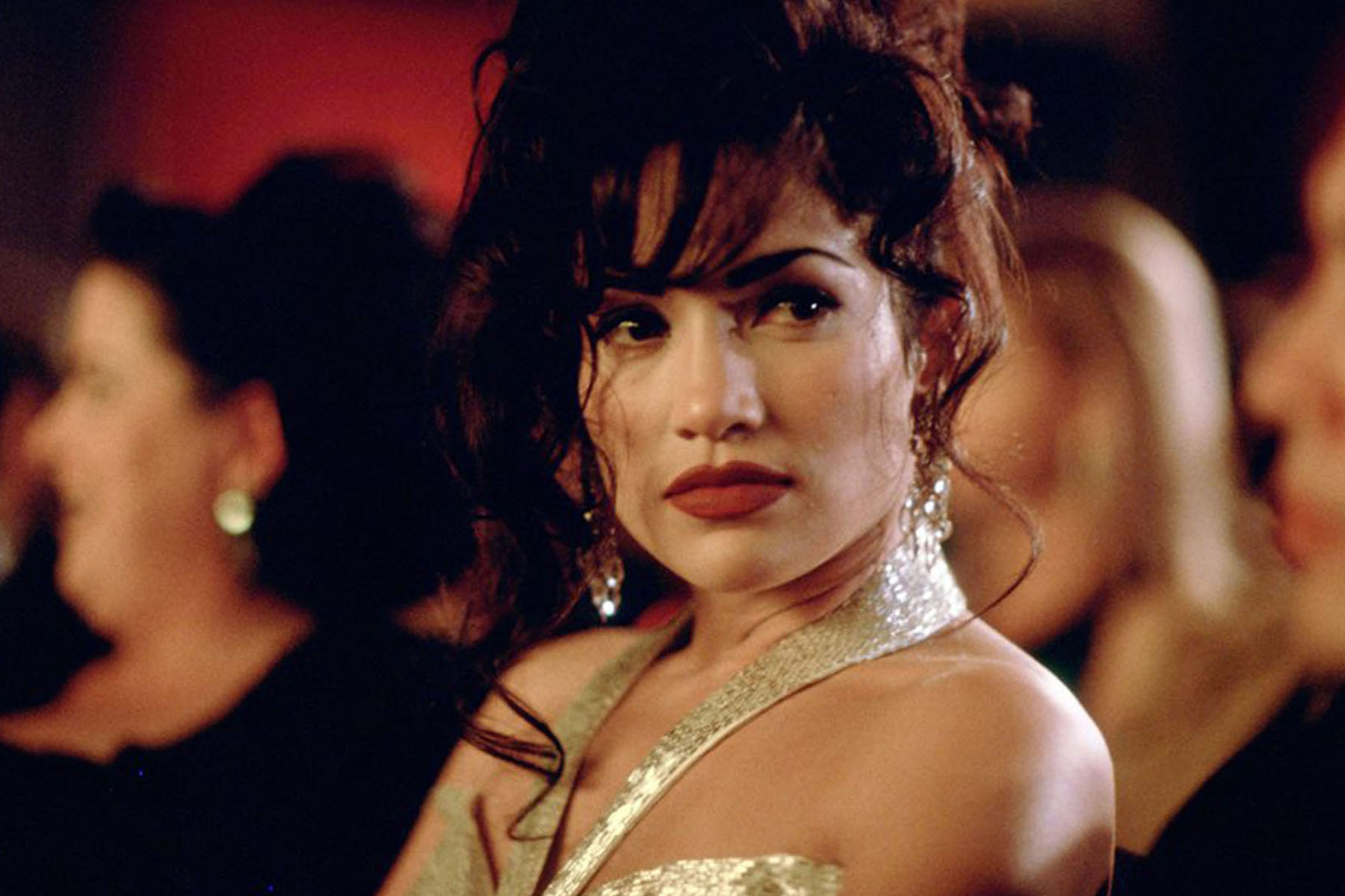 Jennifer Lopez as Selena Quintanilla in 