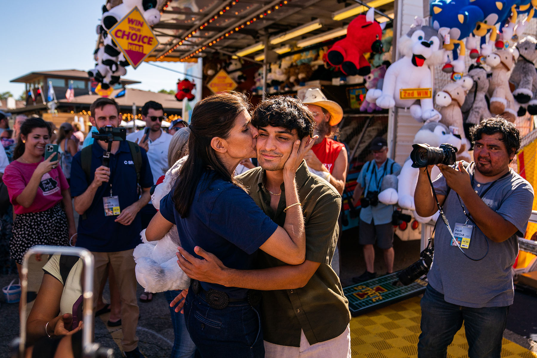 Nikki Haley kisses her son Nalin at the Iowa State Fair.