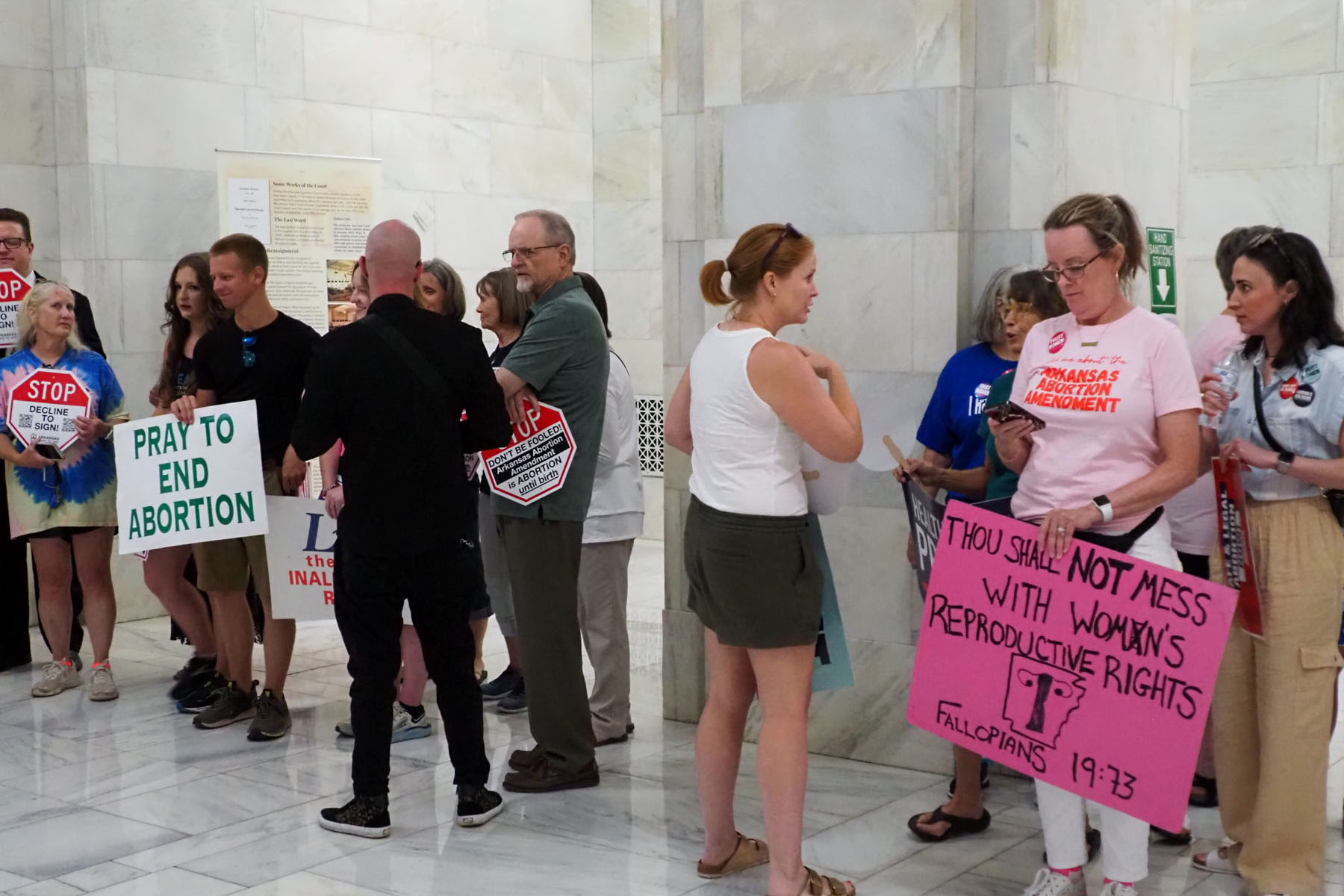 Opponents and supporters of the Arkansas Abortion Amendment gather at the state Capitol.