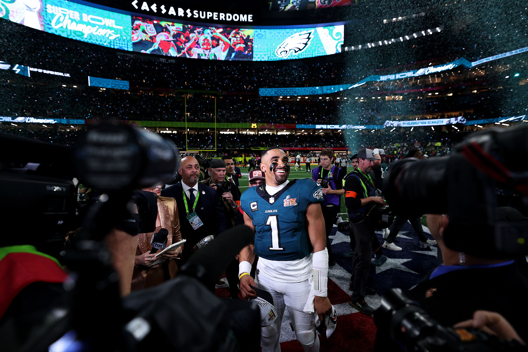 Jalen Hurts #1 of the Philadelphia Eagles celebrates after Philadelphia beat Kansas City.